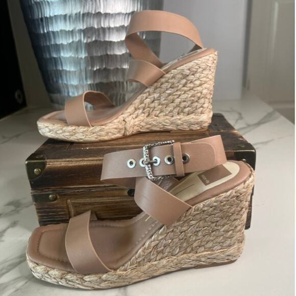 Dolce Vita Aldona Wedge Sandals in Cafe Leather - Picture 6 of 8